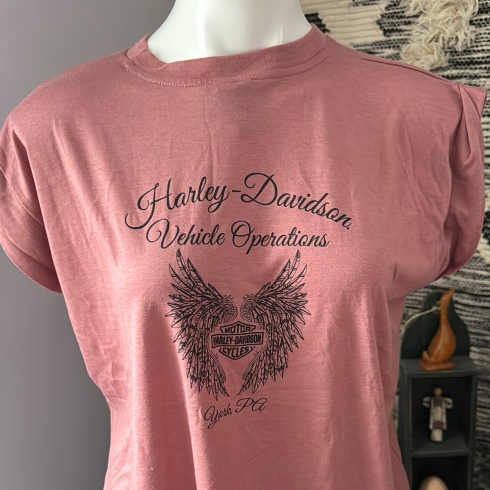 Harley-Davidson Capped Sleeveless  Vehicle Operations Graphic Tee. Size L - Picture 11 of 11